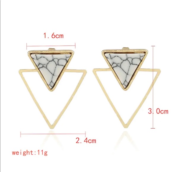 LAST SET SALE Gold Triangle Marble 3D Earring Set - Picture 3 of 3